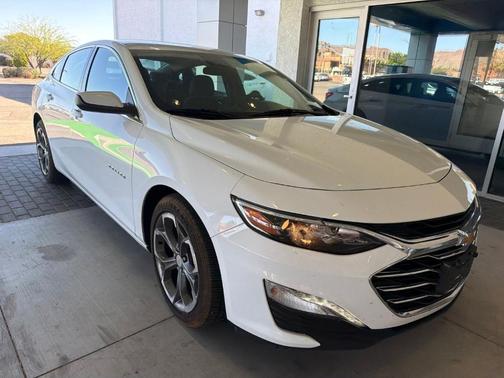 Summit White 2024 Chevrolet Malibu LT