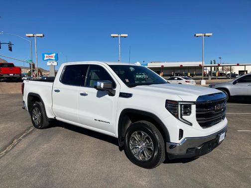 2024 GMC Sierra 1500 SLT