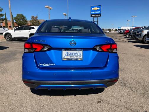 2021 Nissan Versa 1.6 SV