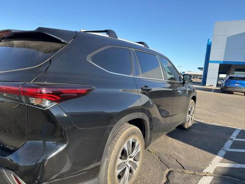 2024 Toyota Highlander XLE