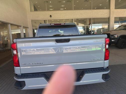 Slate Gray Metallic 2024 Chevrolet Silverado 1500 Custom