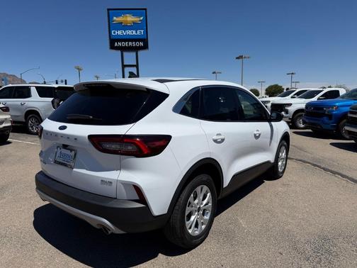 Oxford White 2024 Ford Escape Active