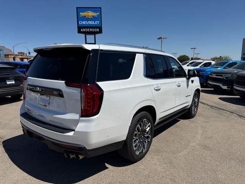 White Frost Tri-Coat 2024 GMC Yukon Denali Ultimate