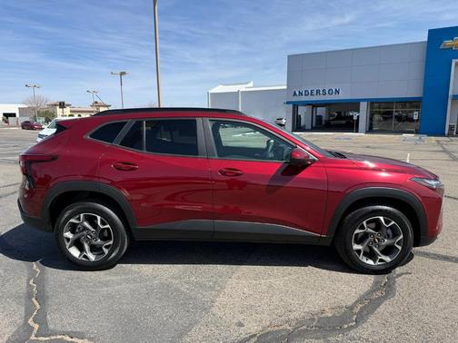 2024 Chevrolet Trax LT