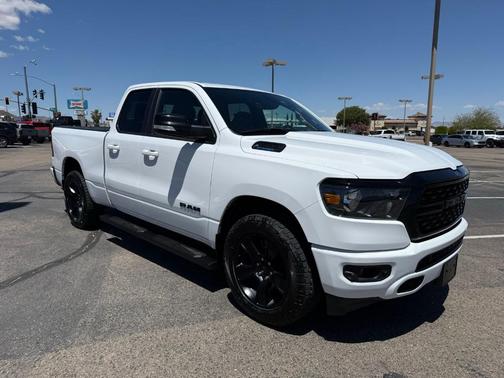 Bright White Clearcoat 2022 RAM 1500 Big Horn