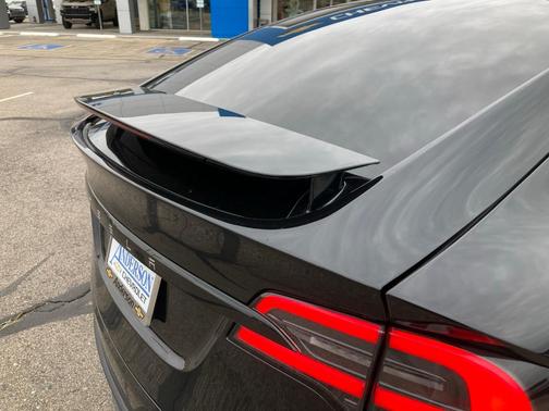 2024 Tesla Model X Base