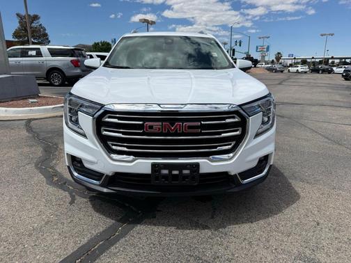 Summit White 2024 GMC Terrain SLT