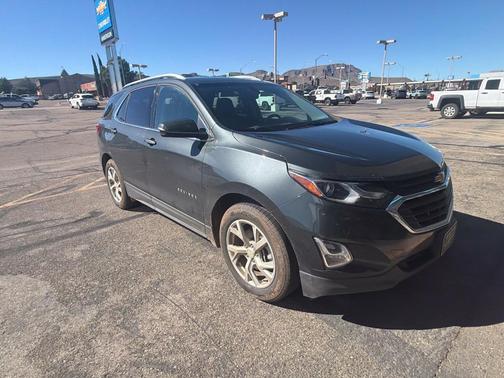 Nightfall Gray Metallic 2019 Chevrolet Equinox 2LT