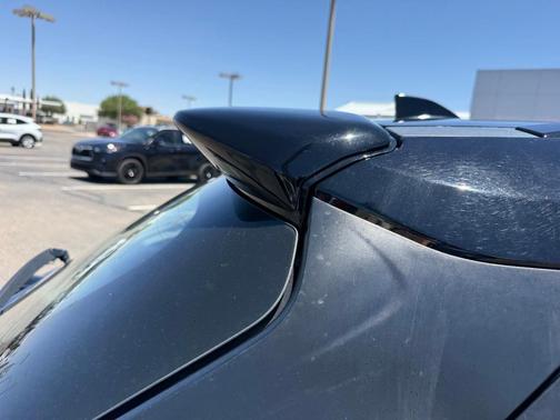 Super Black 2024 Nissan Kicks SR