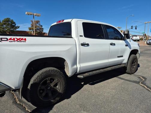 2018 Toyota Tundra SR5
