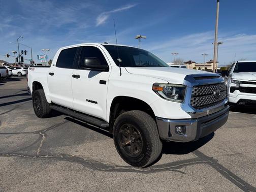 2018 Toyota Tundra SR5