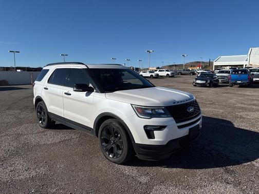2019 Ford Explorer sport