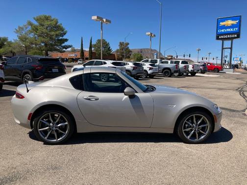 2023 Mazda MX-5 Miata RF Grand Touring