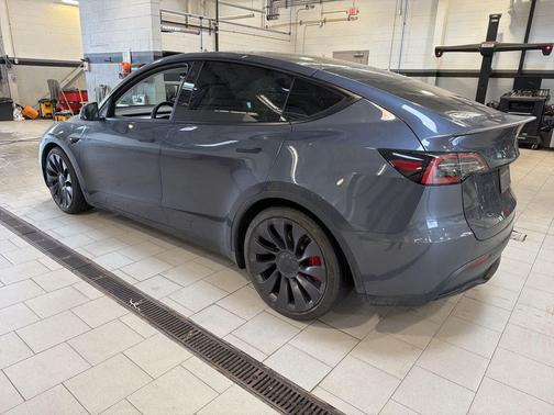 2022 Tesla Model Y Performance Dual Motor All-Wheel Drive