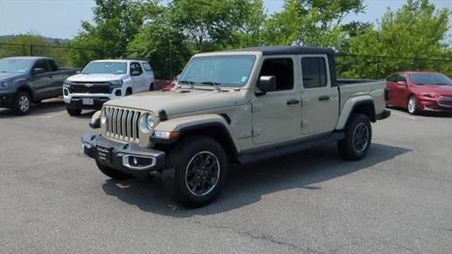 2022 Jeep Gladiator Overland