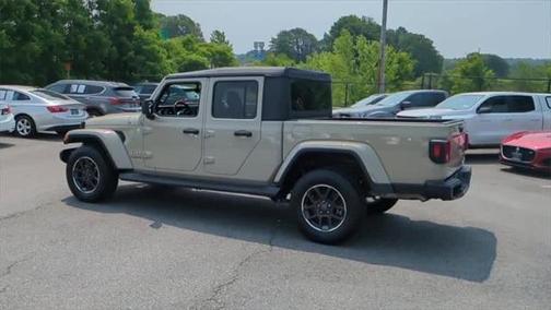 2022 Jeep Gladiator Overland