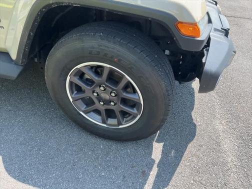 2022 Jeep Gladiator Overland