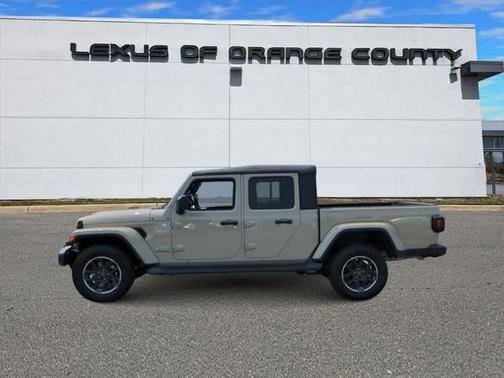 2022 Jeep Gladiator Overland