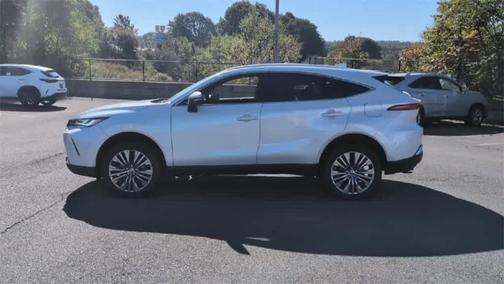 2024 Toyota Venza XLE