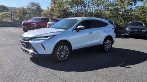 2024 Toyota Venza XLE