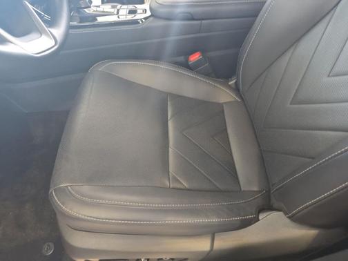 2025 Lexus NX 450h+ Luxury