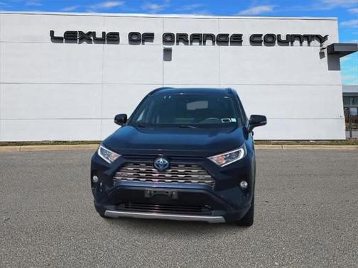 2019 Toyota RAV4 Hybrid SE