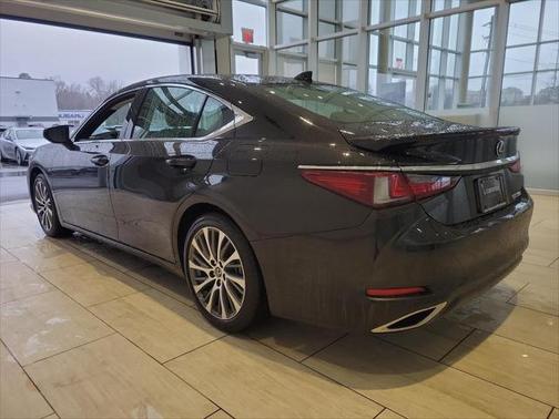 2021 Lexus ES 350 Base