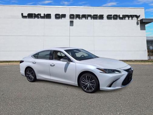 Eminent White Pearl 2023 Lexus ES 350 Base