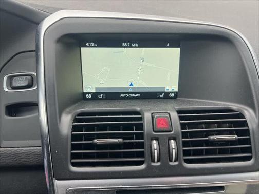 2017 Volvo XC60 T5 Dynamic