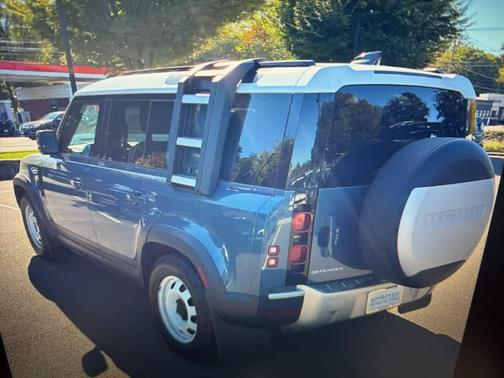 2020 Land Rover Defender 110 Standard