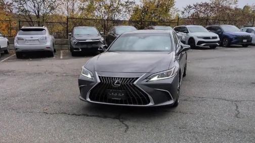 2025 Lexus ES 300h Base