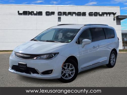 2020 Chrysler Pacifica Touring L