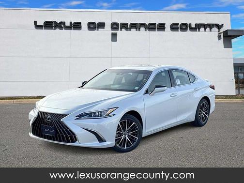 2025 Lexus ES 350 Base
