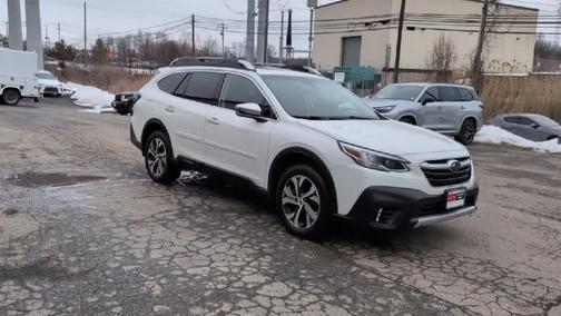 2022 Subaru Outback Touring XT
