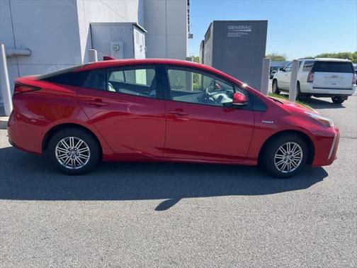 2019 Toyota Prius XLE