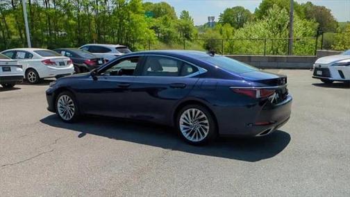 2022 Lexus ES 350 Ultra Luxury