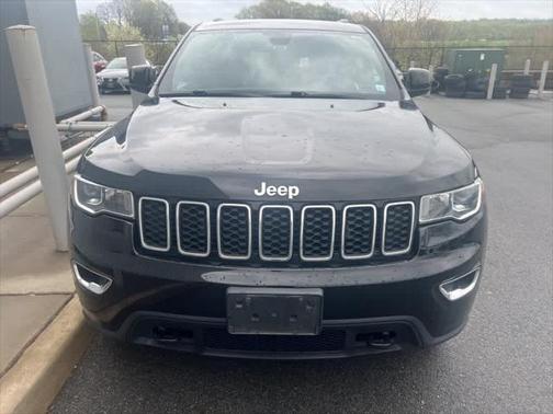 2020 Jeep Grand Cherokee Laredo