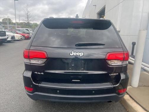 2020 Jeep Grand Cherokee Laredo