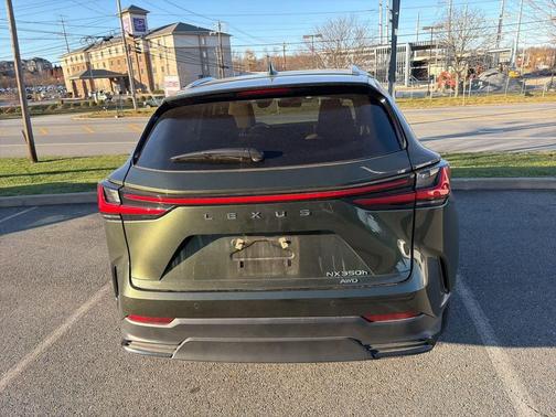 2025 Lexus NX 350h Premium