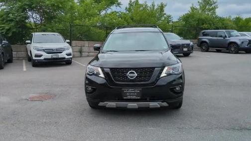 2020 Nissan Pathfinder SL 4WD