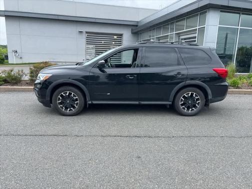2020 Nissan Pathfinder SL 4WD