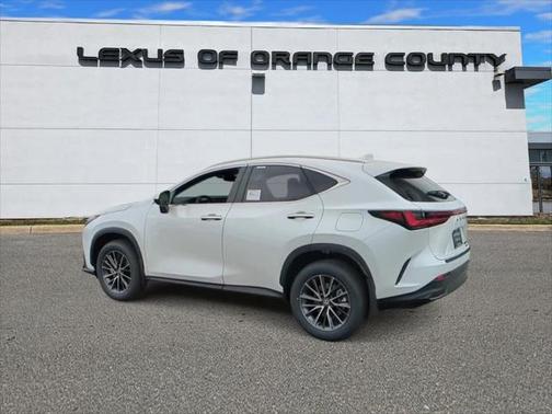2025 Lexus NX 350h Premium