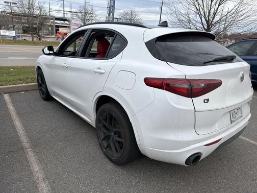 2020 Alfa Romeo Stelvio Sport