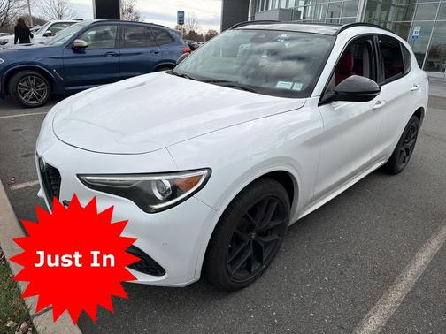 2020 Alfa Romeo Stelvio Sport