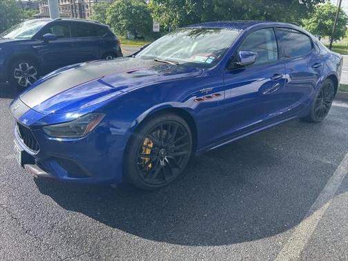 2022 Maserati Ghibli Trofeo