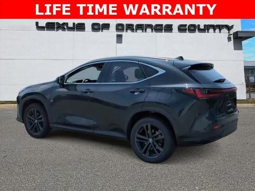 2025 Lexus NX 450h+ Luxury