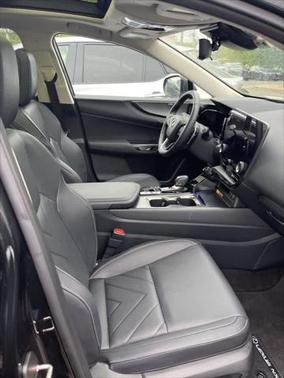 2025 Lexus NX 450h+ Luxury
