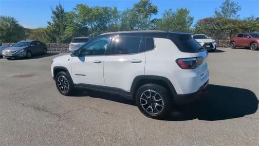 2024 Jeep Compass Trailhawk