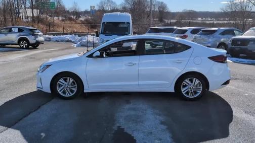 2019 Hyundai ELANTRA Value Edition