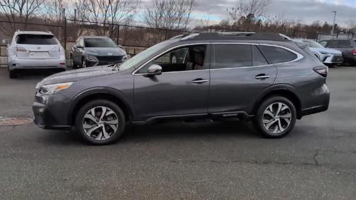 2022 Subaru Outback Touring XT